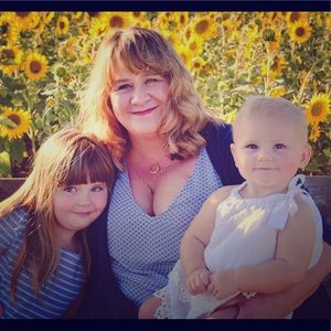 Meet your Posher, Elizabeth